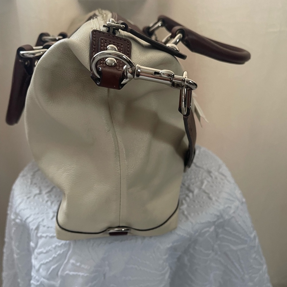 NWT Coach Ashley Leather Satchel Purse Bag White/Bark $698 - Picture 3 of 10